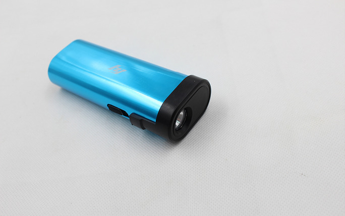 如何使用防身電棍來(lái)防身？