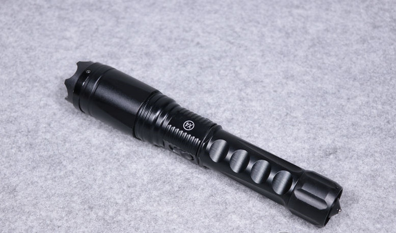 如何防御電擊棍？怎么防止被電擊棍誤傷？
